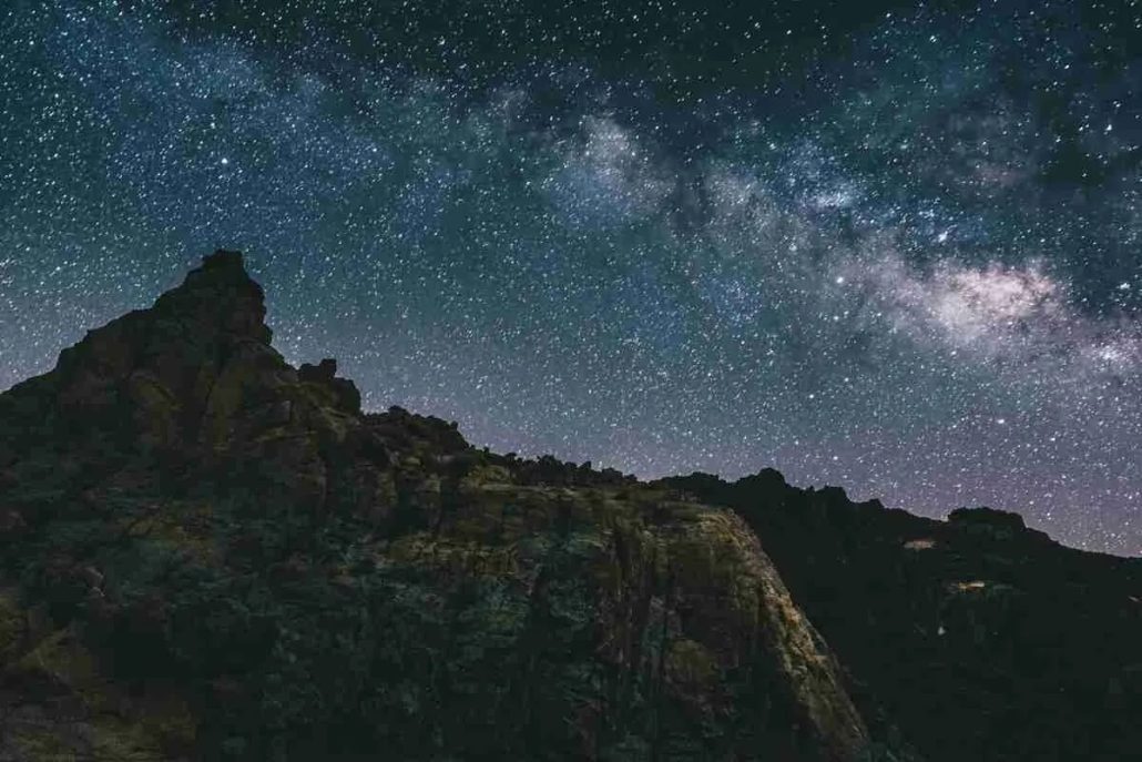 senderismo nocturno en tenerife en el teide