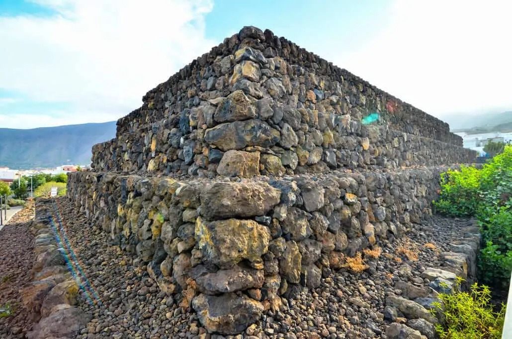 piramides de tenerife en guimar